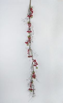 Red berries twiggy garland with mixed leaves and mini green berries